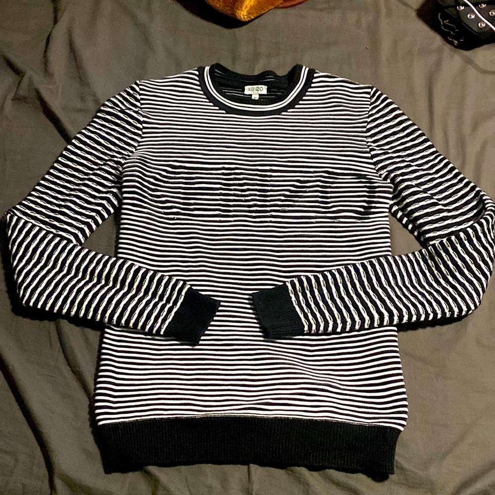 Kenzo sweater. Sz M.